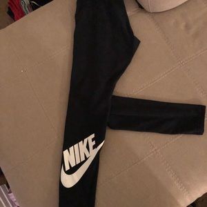 Full length Nike leggings.
